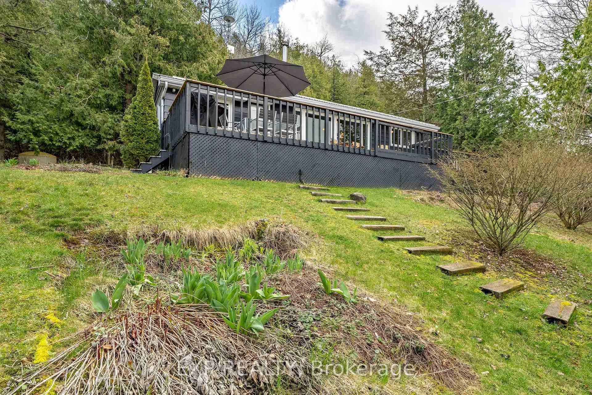 Photo 203 of 23 Pc Lane, Prince Edward County, North Marysburg Ward — HOMEH