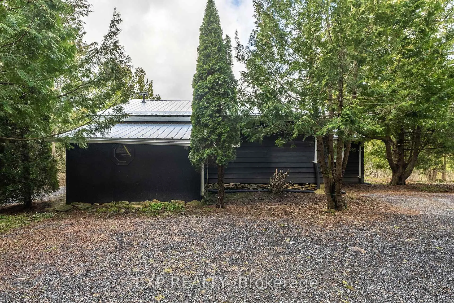 Photo 331 of 23 Pc Lane, Prince Edward County, North Marysburg Ward — HOMEH