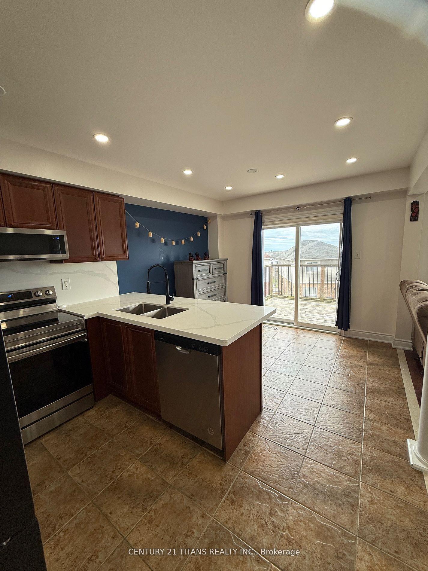 Photo 4 of 970 Townline Road S, Oshawa, Donevan — HOMEH
