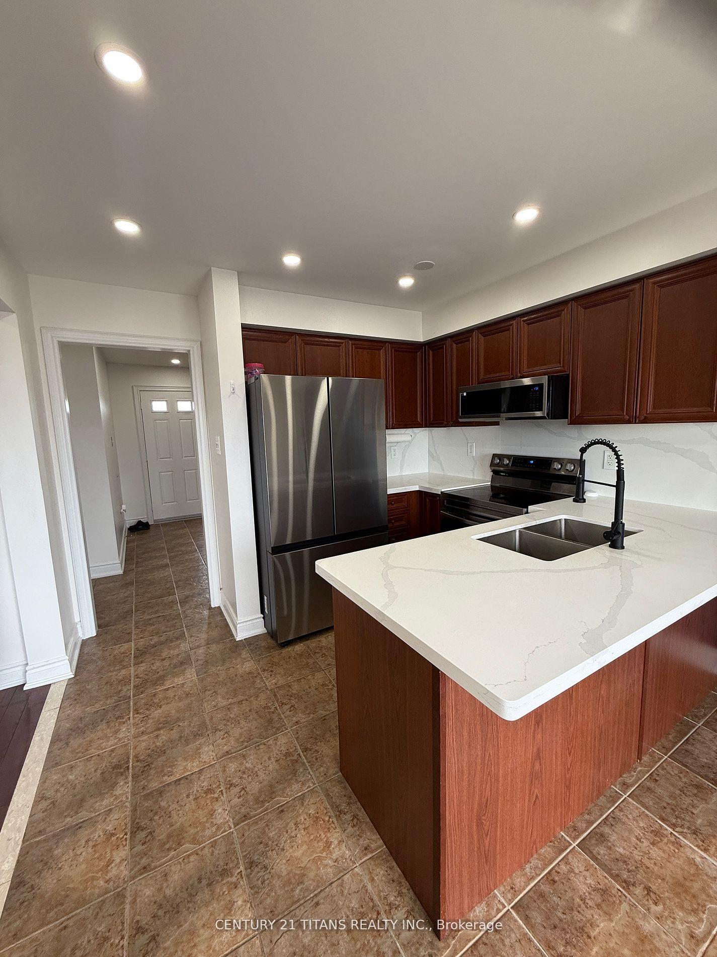 Photo 5 of 970 Townline Road S, Oshawa, Donevan — HOMEH
