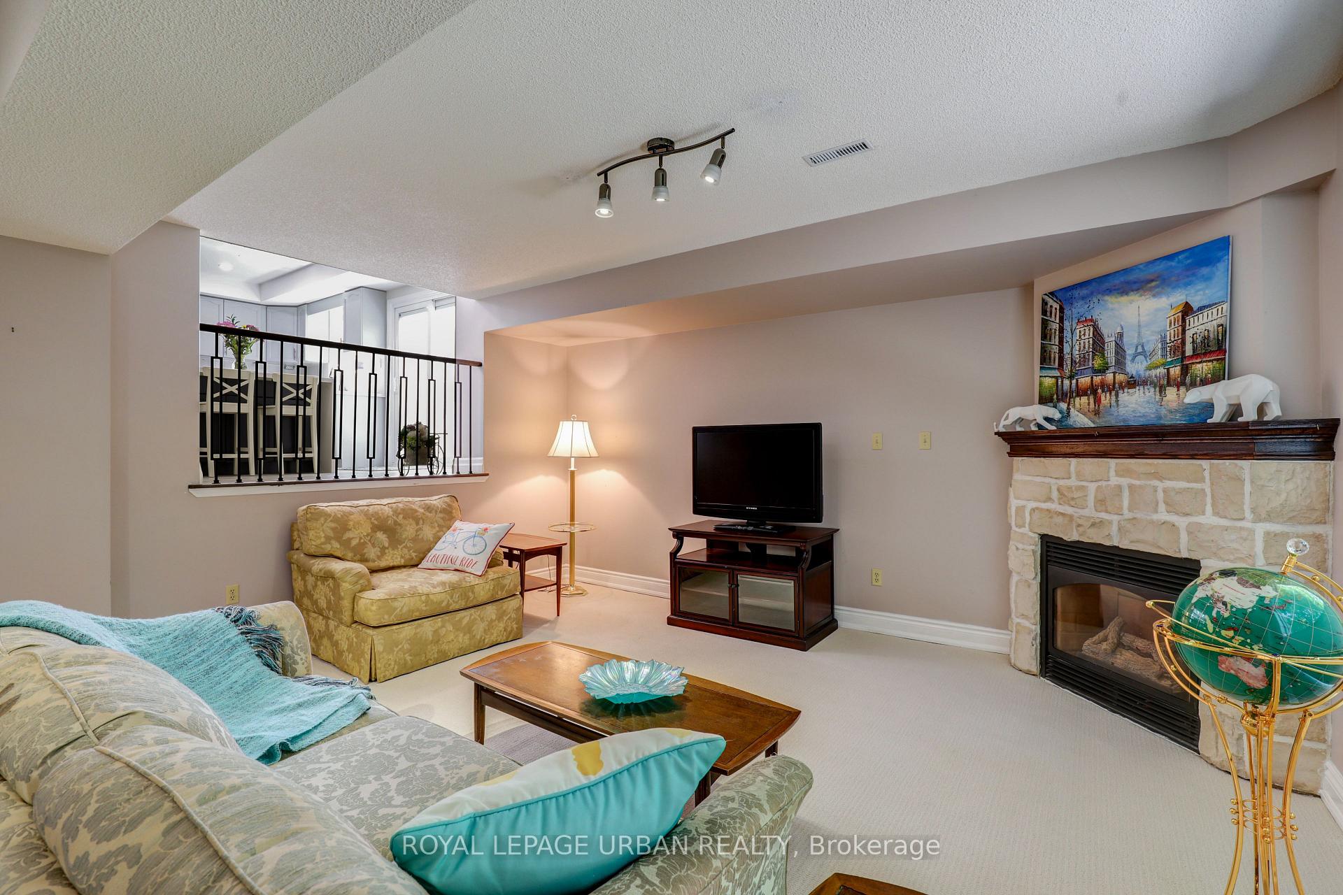 Photo 16 of 1023 Mountcastle Crescent, Pickering, Liverpool — HOMEH