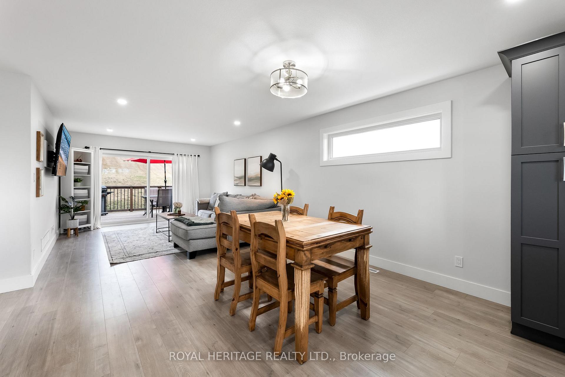 Photo 8 of 39 Caleb Crescent, Quinte West, Frankford Ward — HOMEH