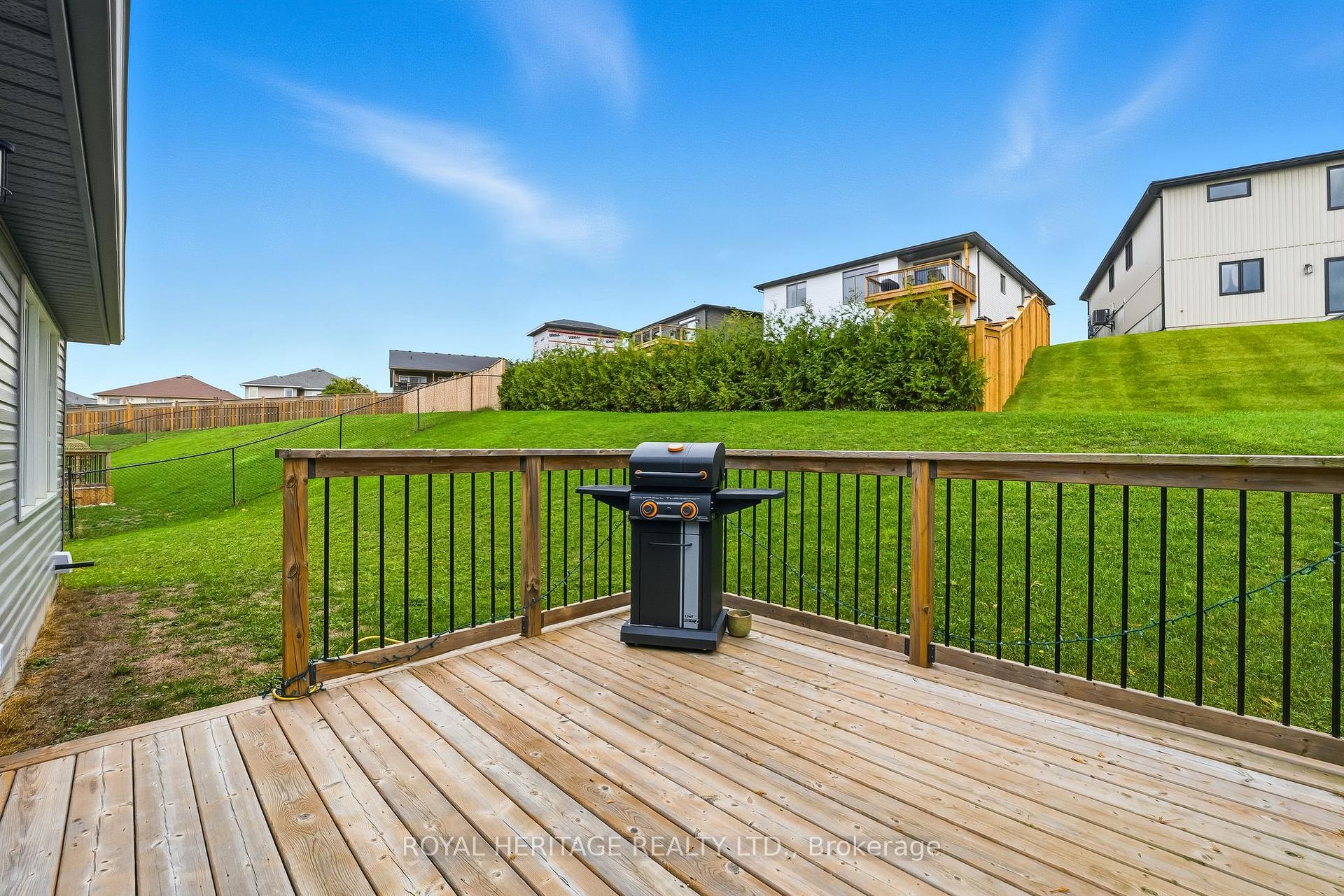 Photo 30 of 39 Caleb Crescent, Quinte West, Frankford Ward — HOMEH