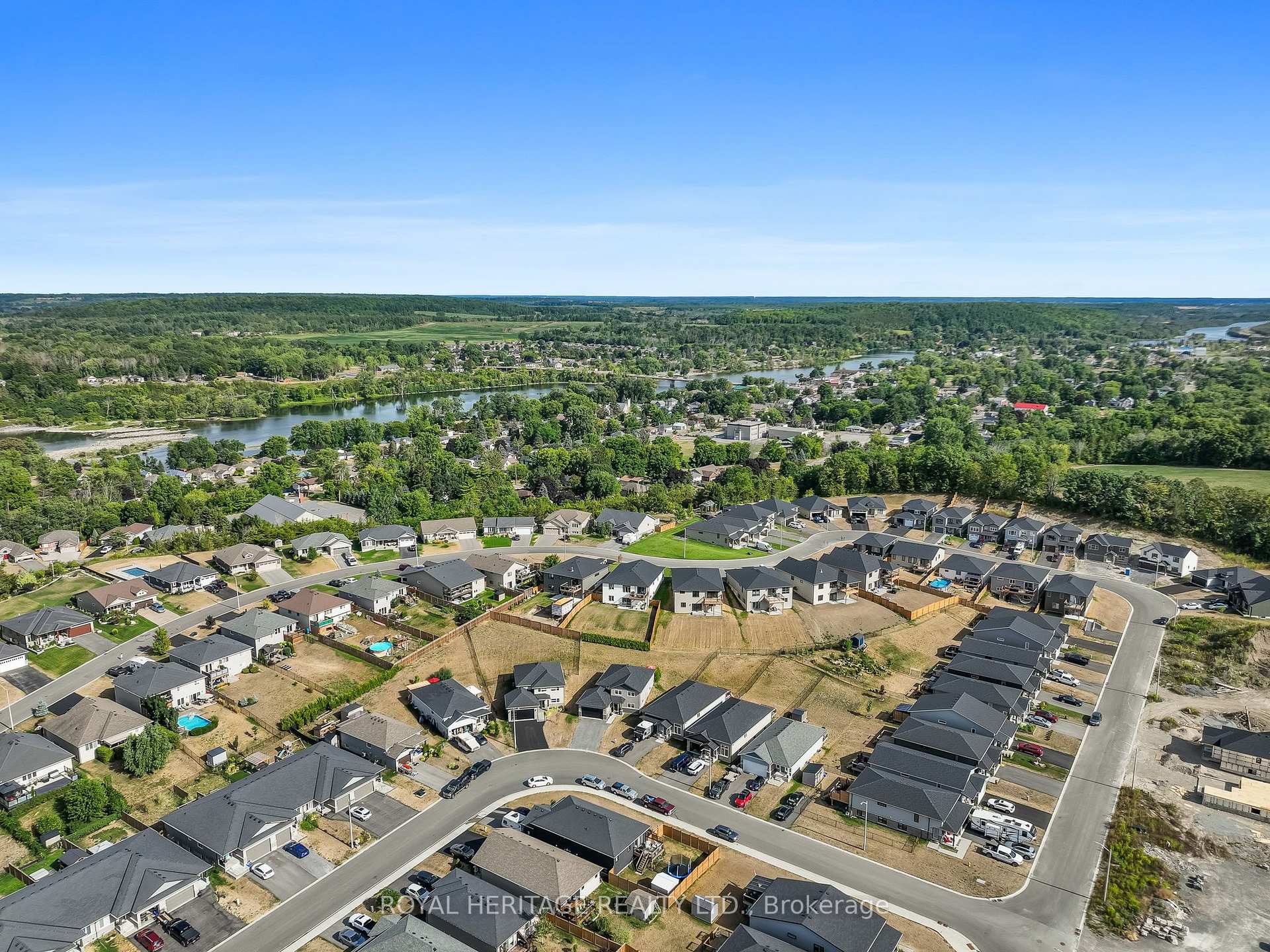 Photo 35 of 39 Caleb Crescent, Quinte West, Frankford Ward — HOMEH