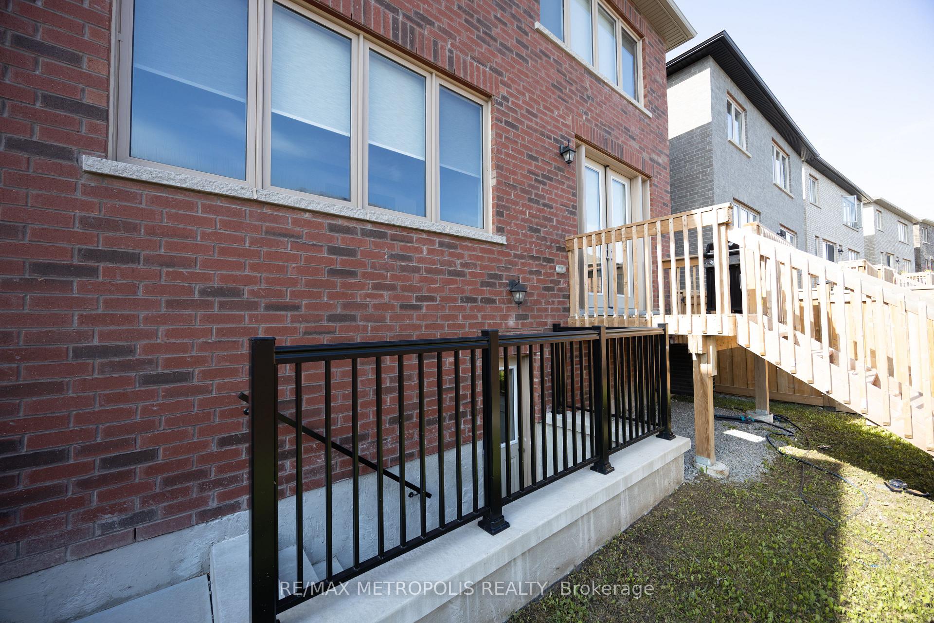 Photo 3 of Unit Bsmt, 2482 Florentine Place, Pickering, Rural Pickering — HOMEH