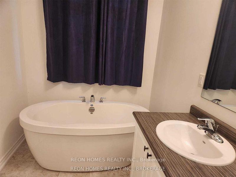 Photo 13 of 14 Summer Breeze Drive, Quinte West, Murray Ward — HOMEH