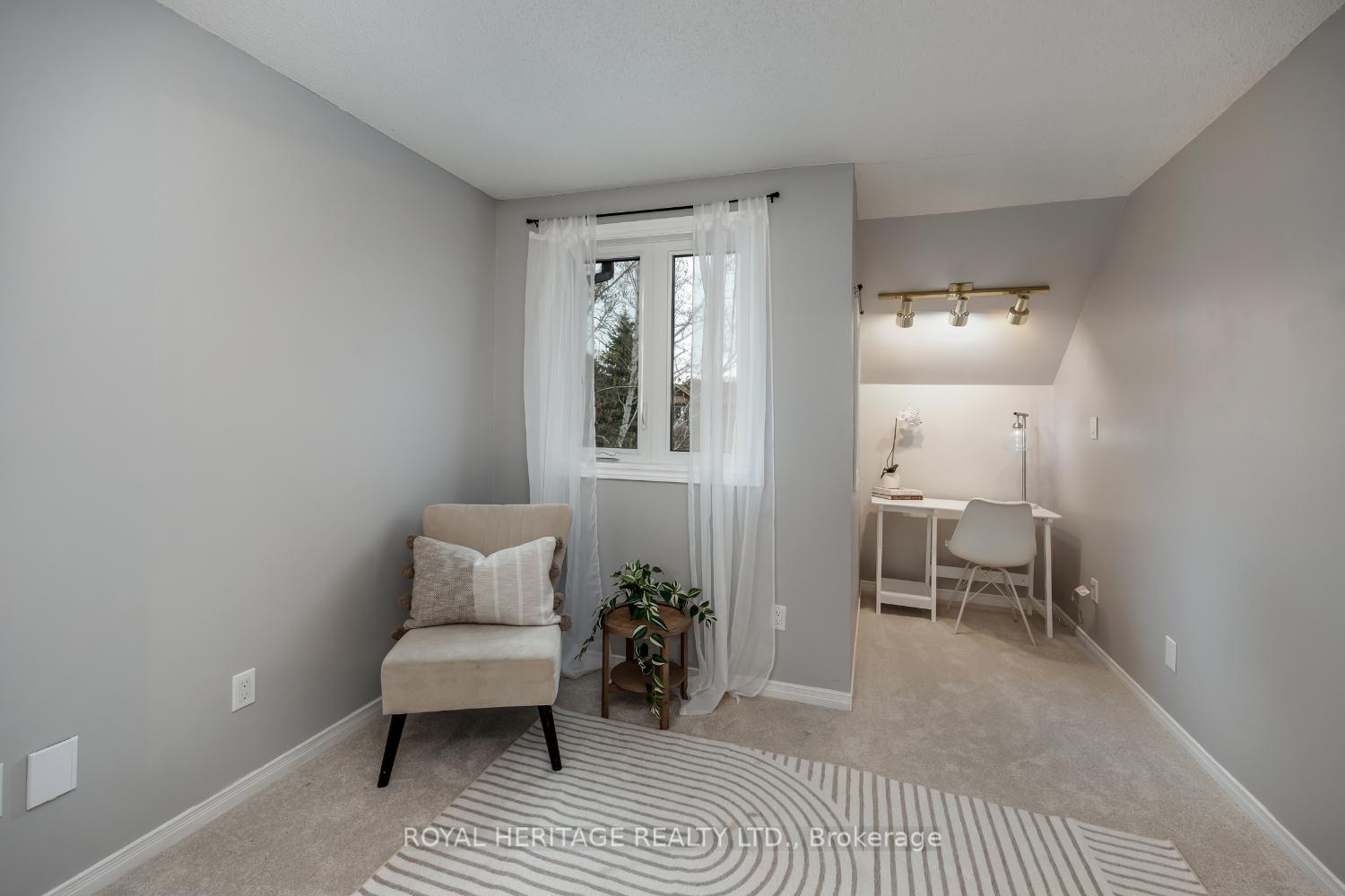 Photo 19 of 1534 Silver Spruce Drive N, Pickering, Liverpool — HOMEH