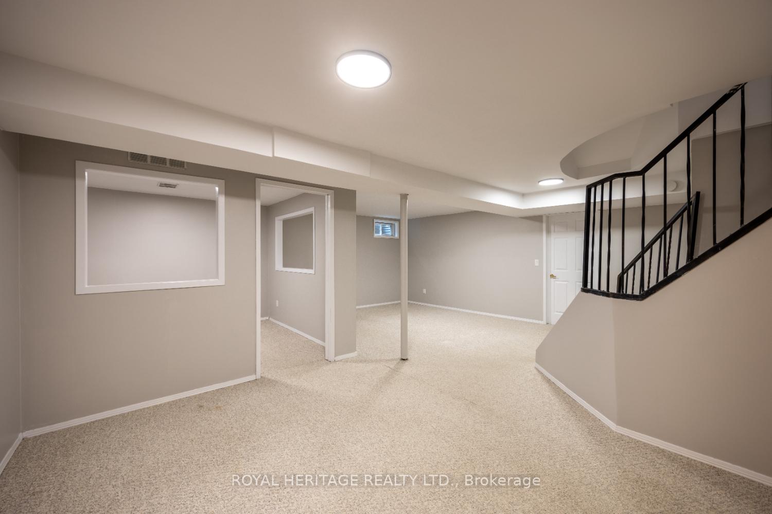 Photo 24 of 1534 Silver Spruce Drive N, Pickering, Liverpool — HOMEH