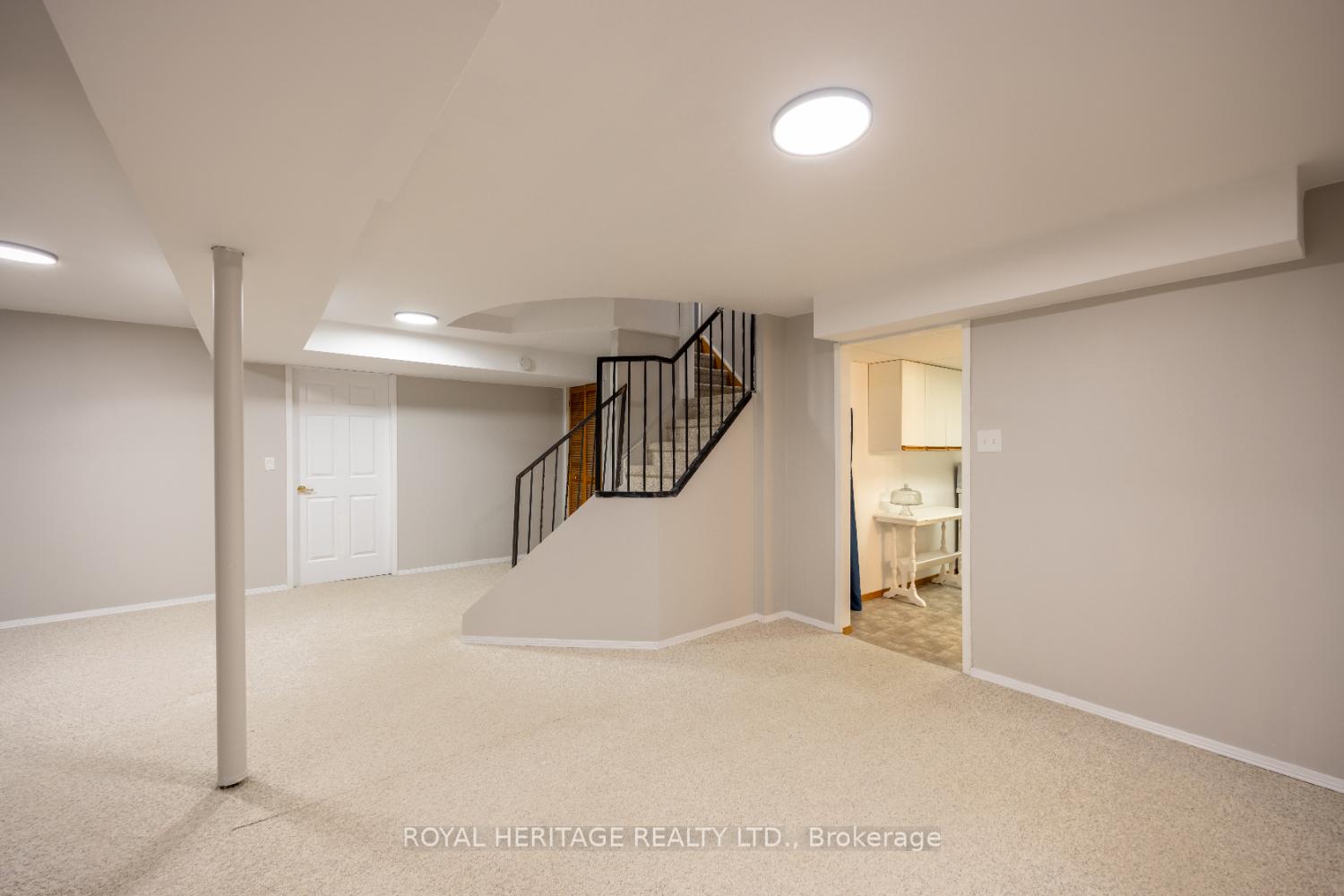 Photo 25 of 1534 Silver Spruce Drive N, Pickering, Liverpool — HOMEH