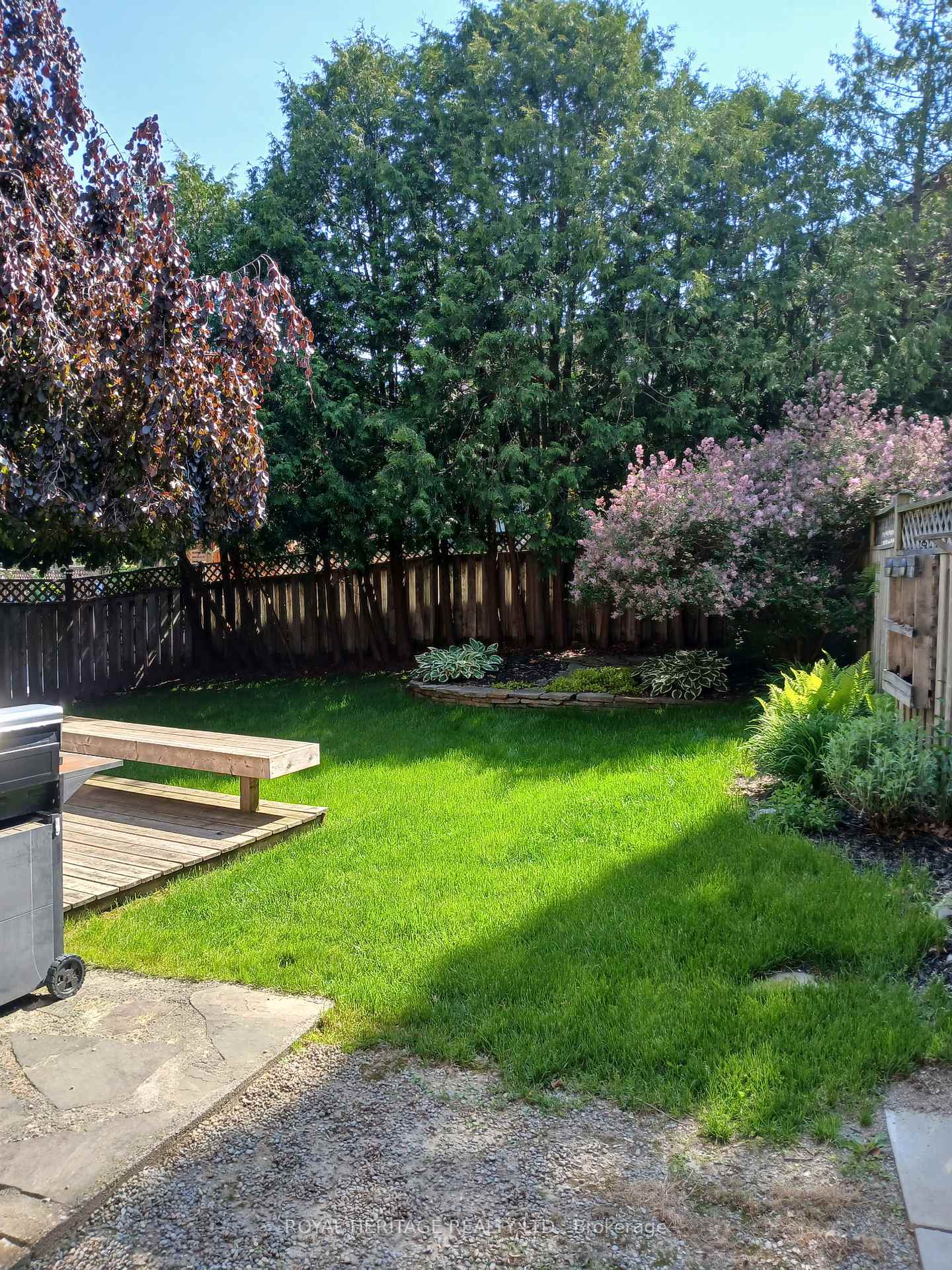 Photo 31 of 1534 Silver Spruce Drive N, Pickering, Liverpool — HOMEH