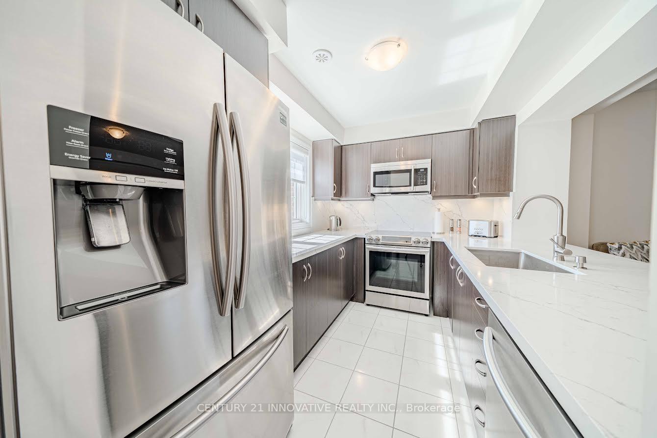 Photo 8 of 1018 Dragonfly Avenue, Pickering, Rural Pickering — HOMEH