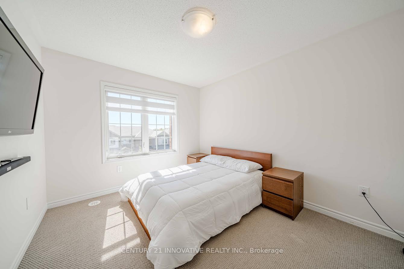 Photo 13 of 1018 Dragonfly Avenue, Pickering, Rural Pickering — HOMEH