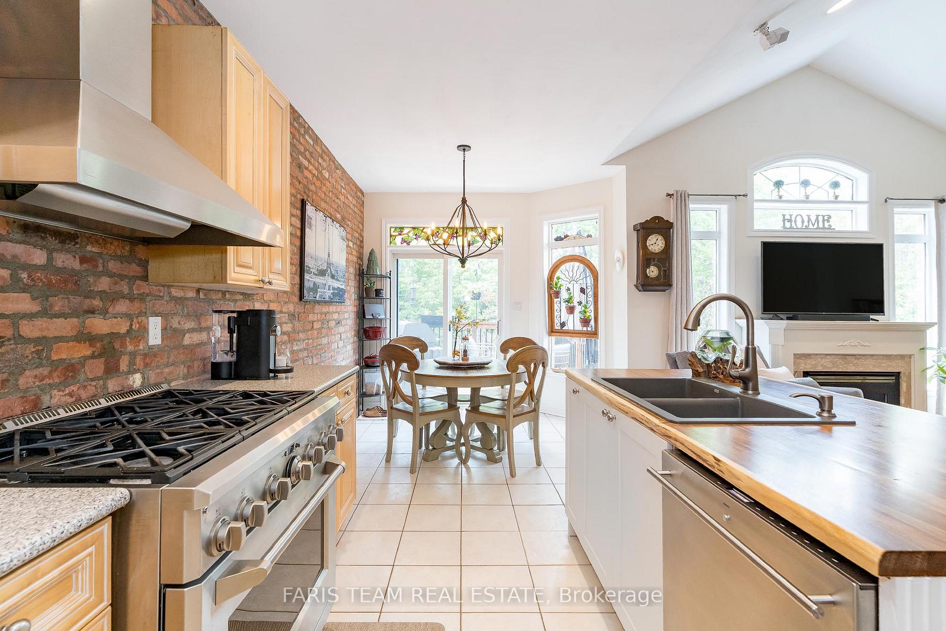 Photo 6 of 1862 Falconwood Way, Pickering, Dunbarton — HOMEH