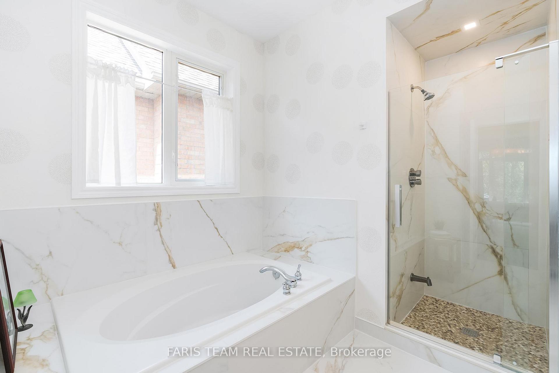 Photo 18 of 1862 Falconwood Way, Pickering, Dunbarton — HOMEH