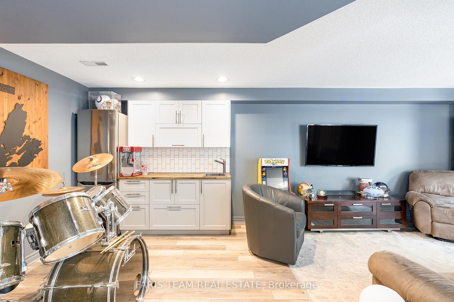 Photo 23 of 1862 Falconwood Way, Pickering, Dunbarton — HOMEH