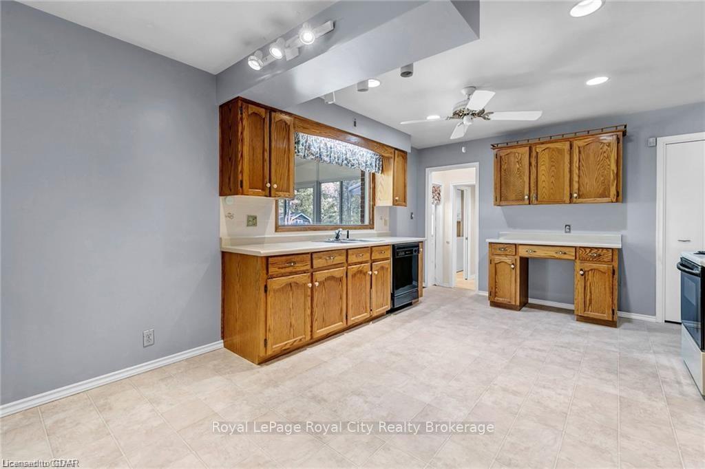 Photo 12 of 462 Arkell Road, Puslinch, Rural Puslinch East — HOMEH