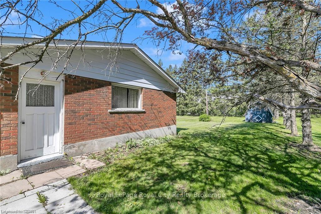 Photo 20 of 462 Arkell Road, Puslinch, Rural Puslinch East — HOMEH