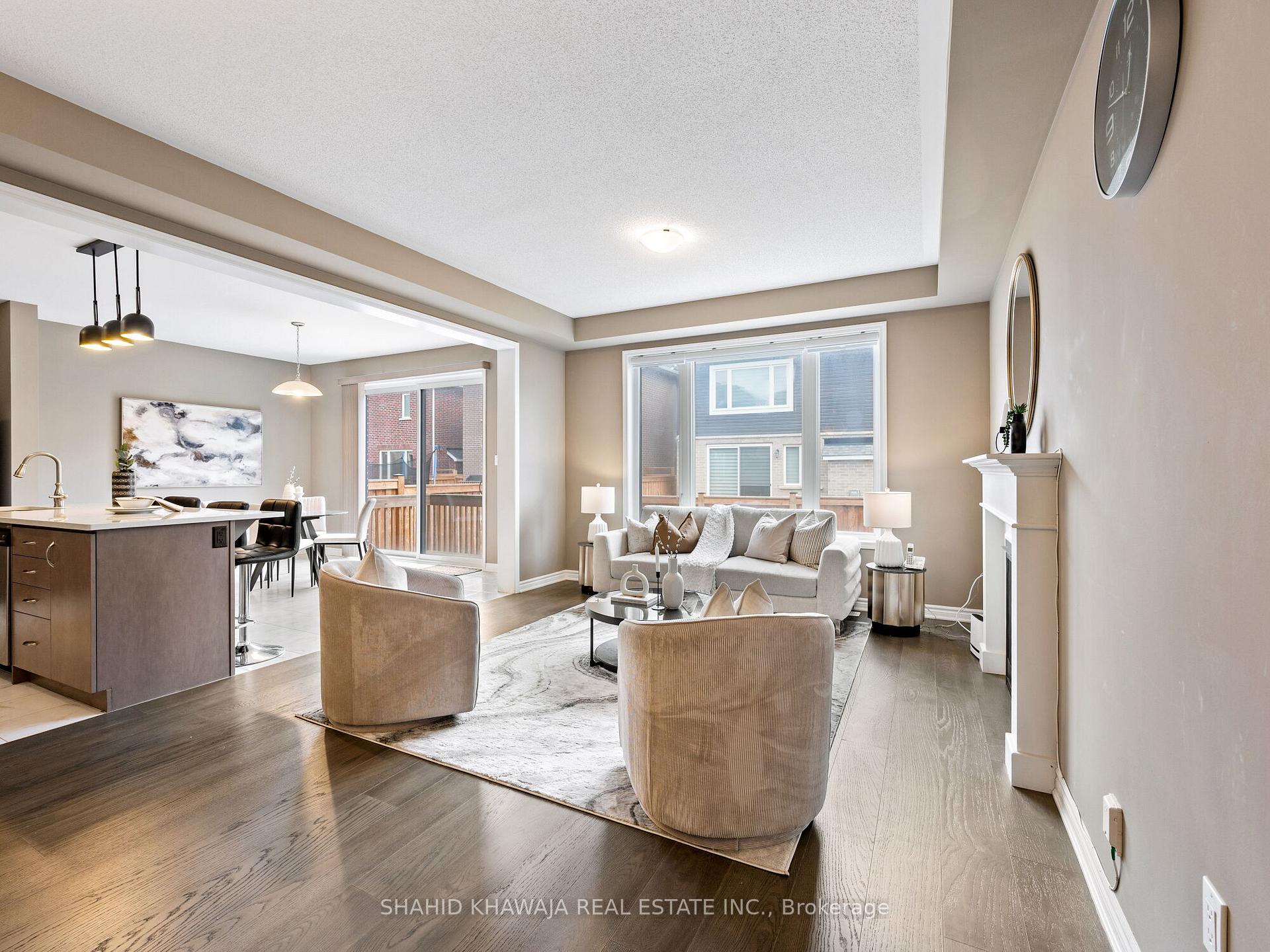Photo 10 of 1411 Buckthorn Gardens, Milton, Cobban — HOMEH