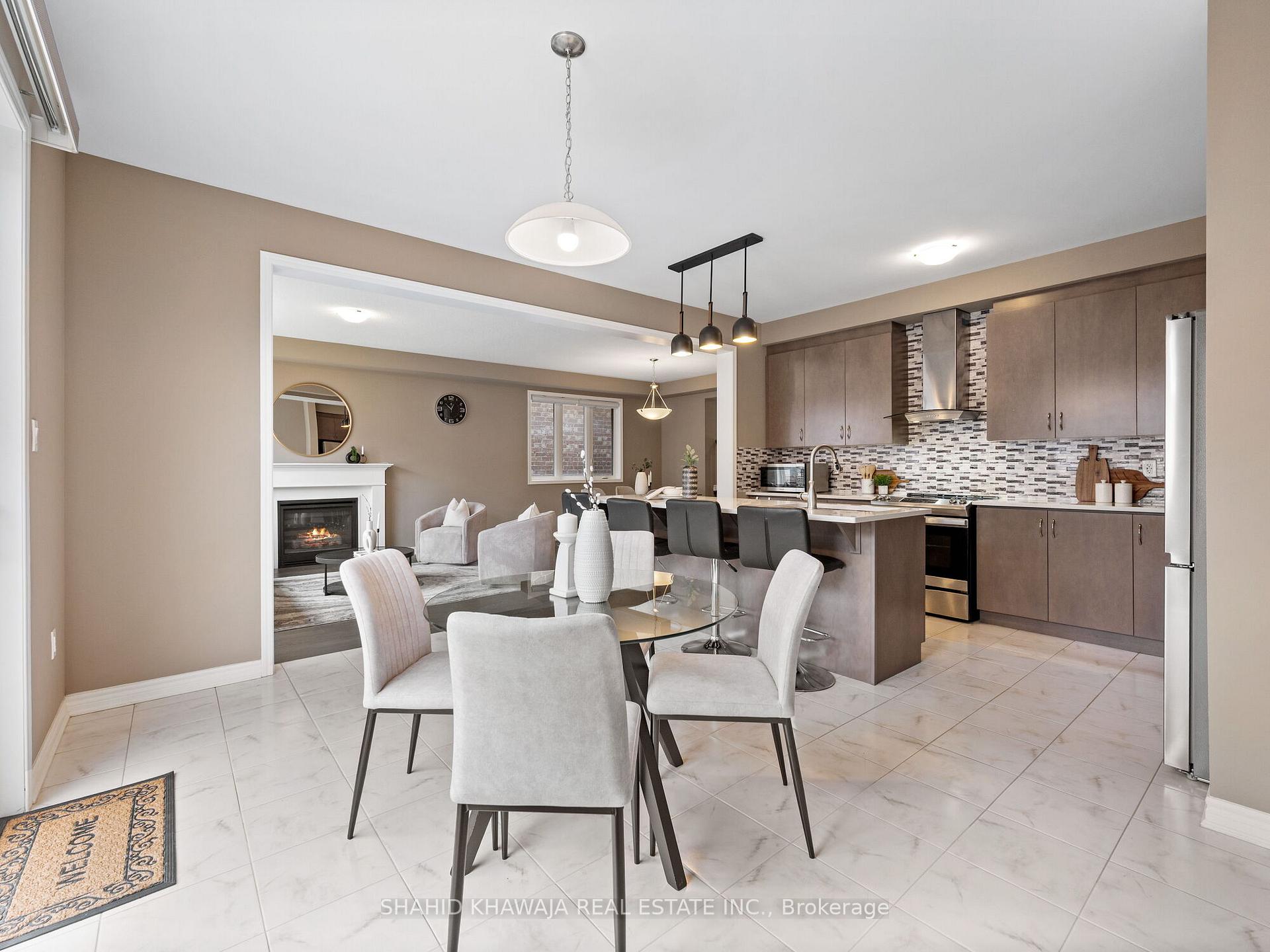 Photo 14 of 1411 Buckthorn Gardens, Milton, Cobban — HOMEH