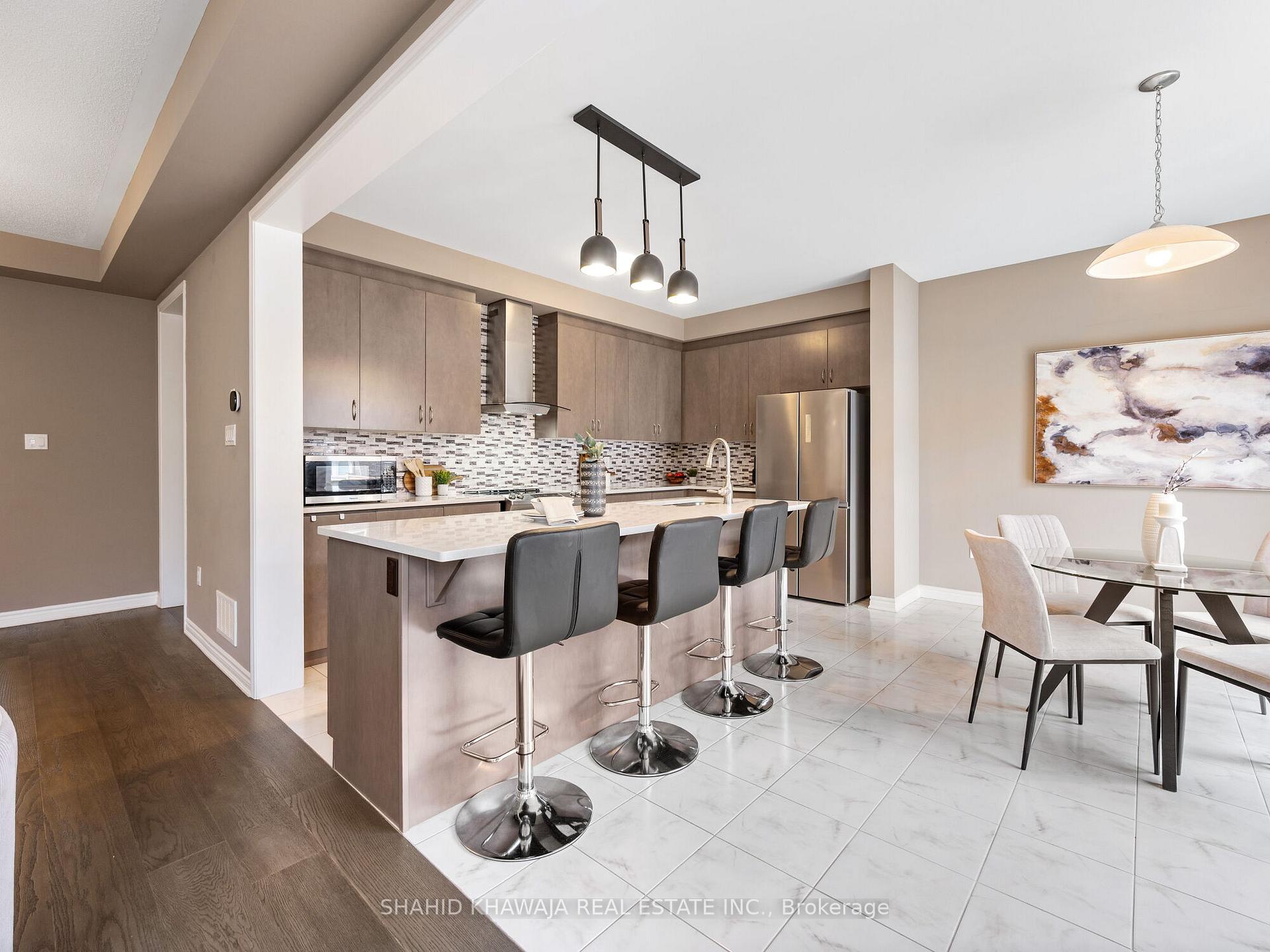 Photo 15 of 1411 Buckthorn Gardens, Milton, Cobban — HOMEH
