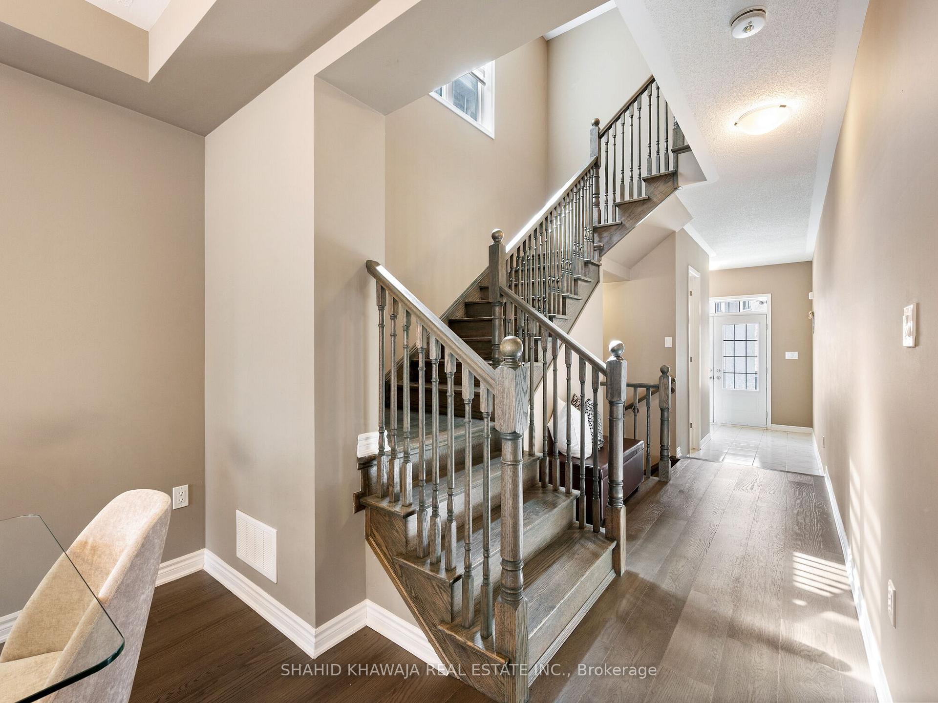 Photo 20 of 1411 Buckthorn Gardens, Milton, Cobban — HOMEH