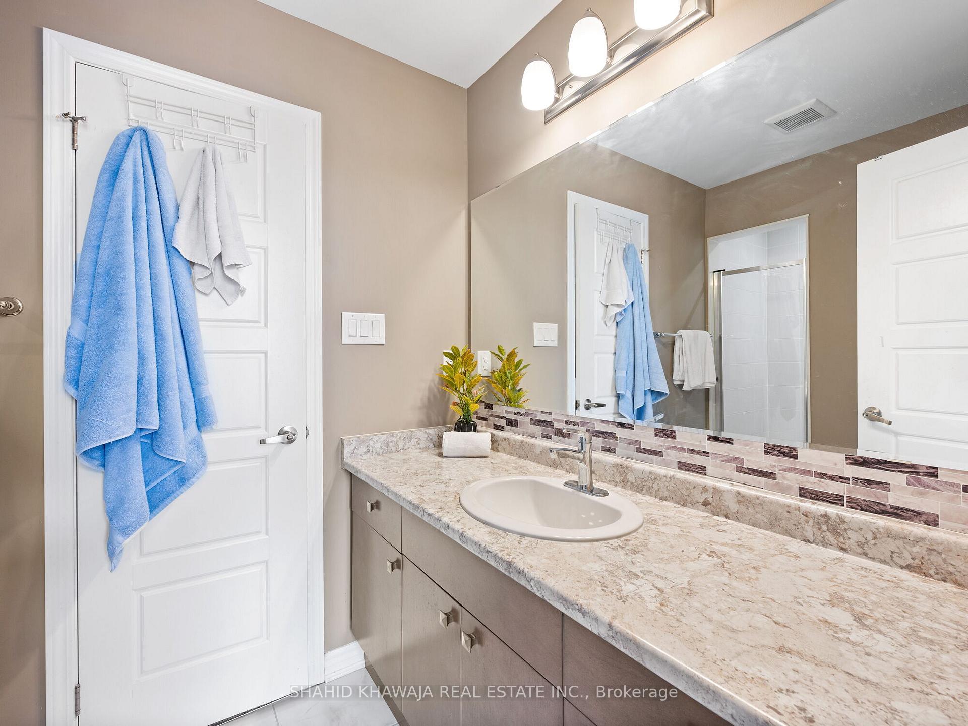 Photo 33 of 1411 Buckthorn Gardens, Milton, Cobban — HOMEH