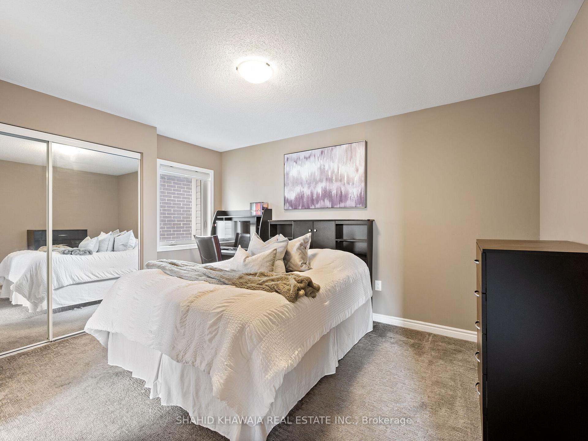 Photo 35 of 1411 Buckthorn Gardens, Milton, Cobban — HOMEH