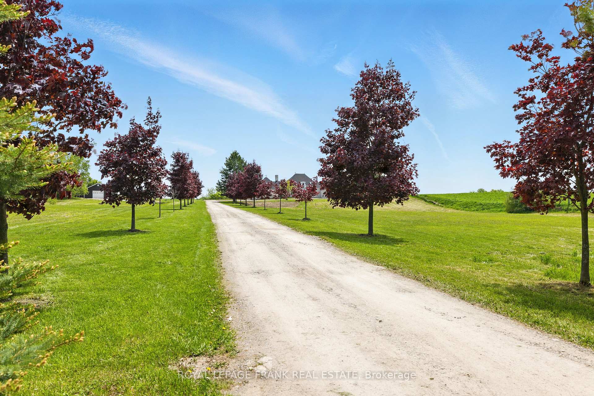 Photo 4 of 815 Coates Road W, Oshawa, Rural Oshawa — HOMEH