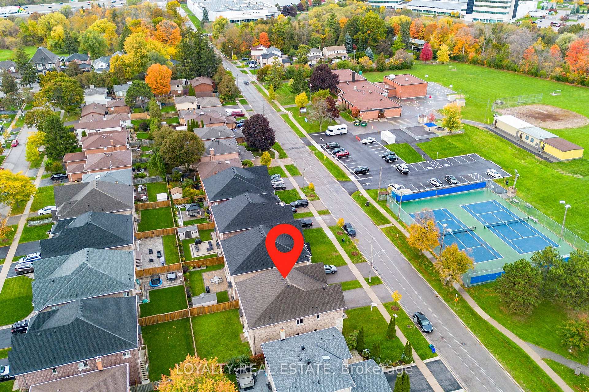 Photo 4 of 556 Rosebank Road, Pickering, Rosebank — HOMEH