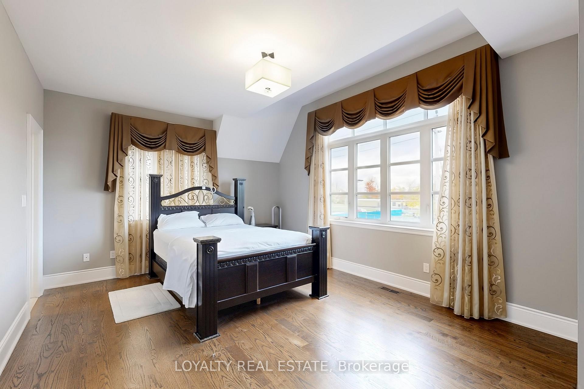 Photo 33 of 556 Rosebank Road, Pickering, Rosebank — HOMEH