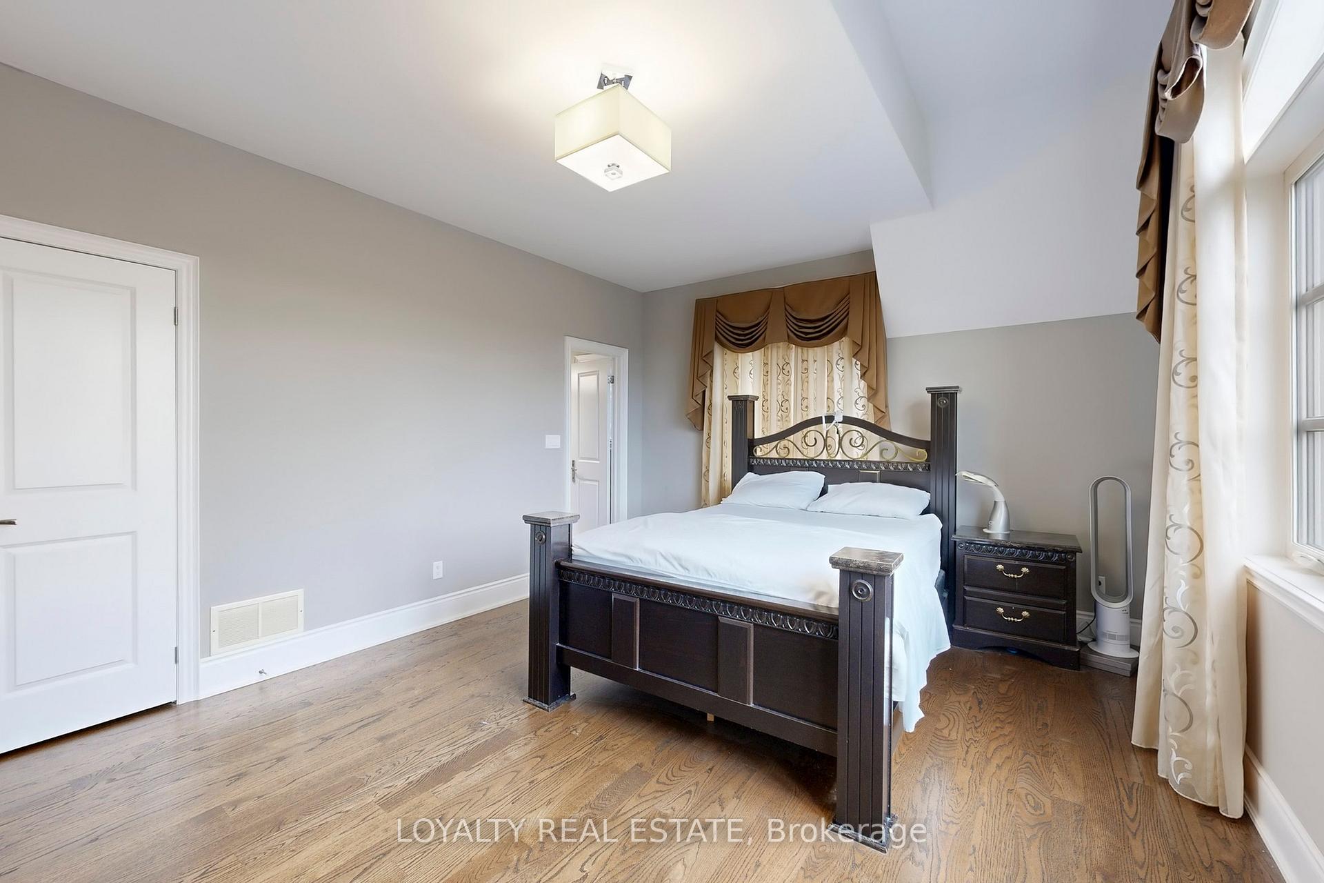 Photo 34 of 556 Rosebank Road, Pickering, Rosebank — HOMEH