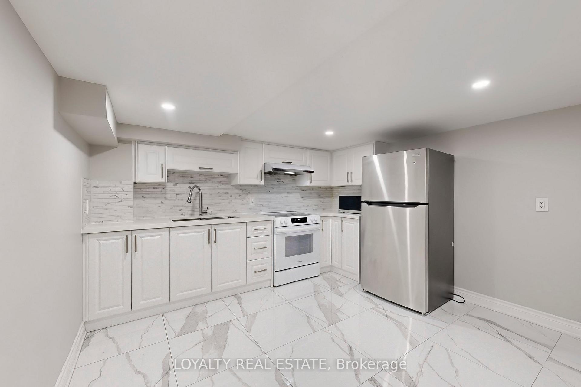 Photo 40 of 556 Rosebank Road, Pickering, Rosebank — HOMEH