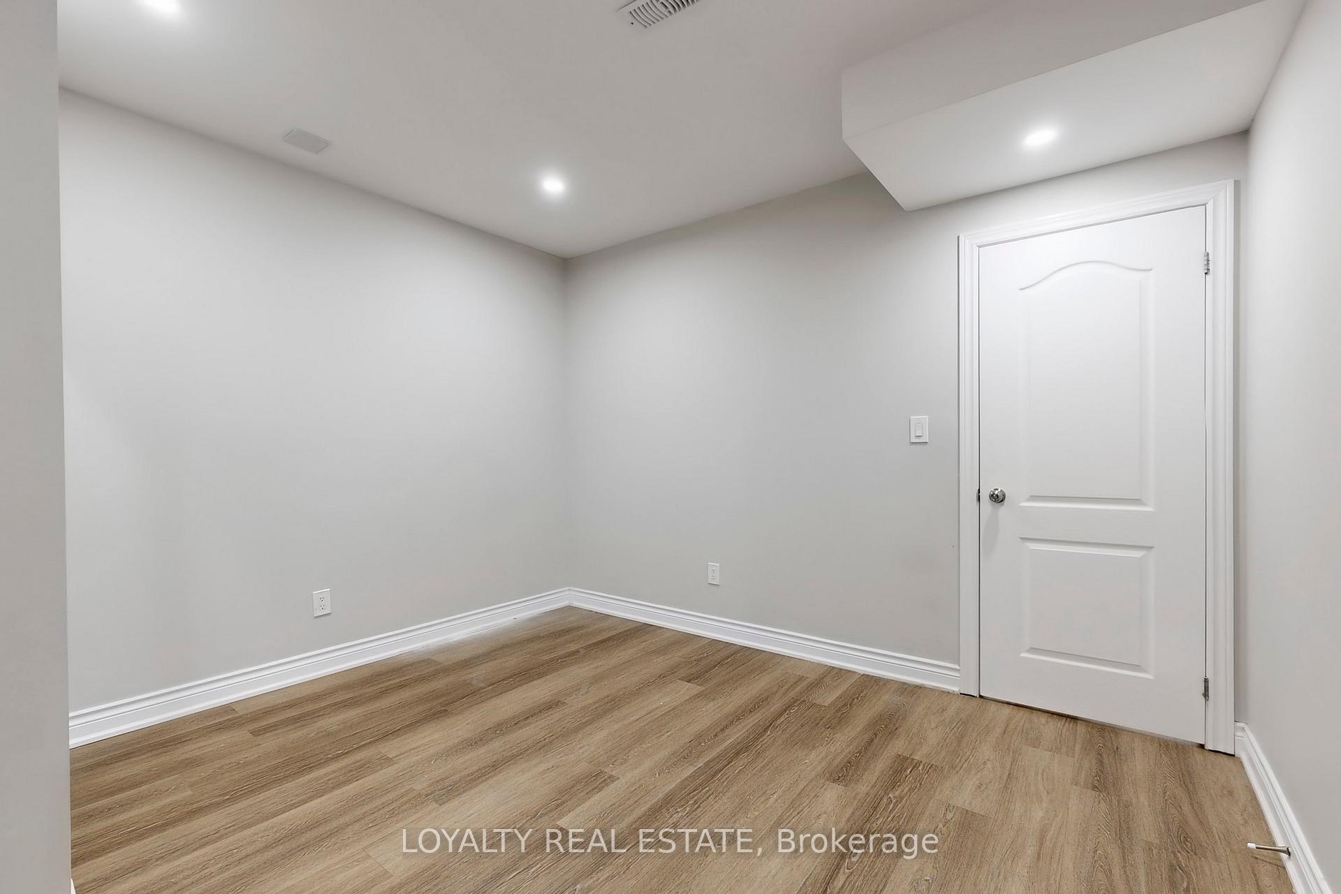 Photo 42 of 556 Rosebank Road, Pickering, Rosebank — HOMEH