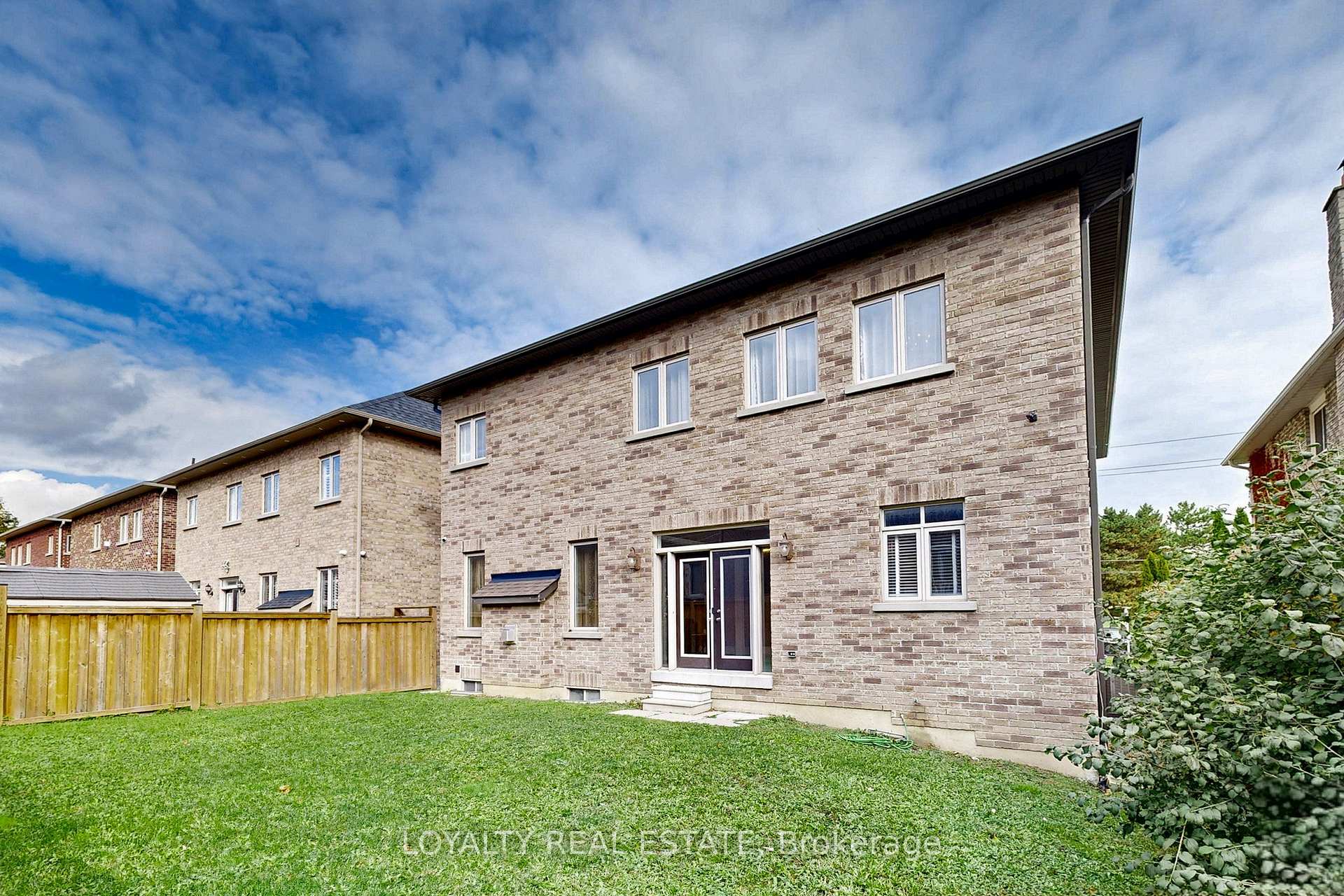 Photo 43 of 556 Rosebank Road, Pickering, Rosebank — HOMEH