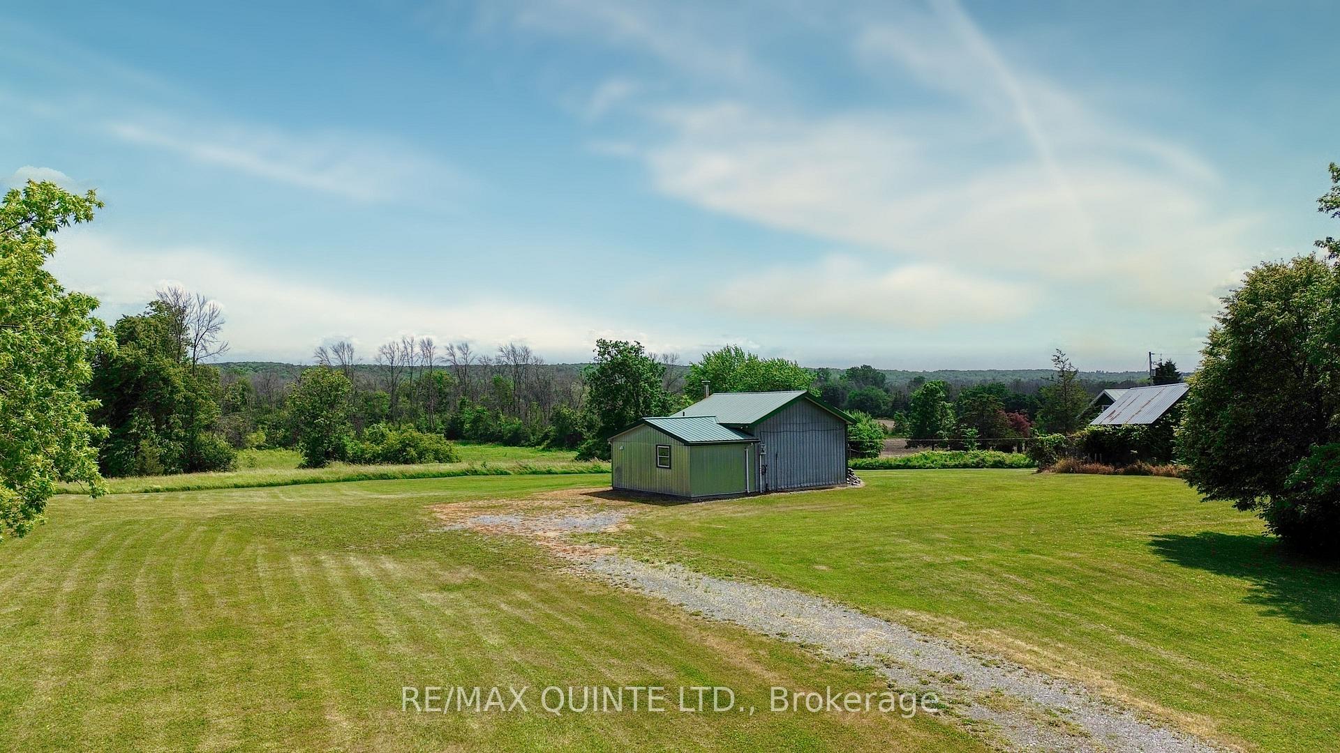 Photo 15 of 2878 County Road 15, Prince Edward County, Sophiasburg Ward — HOMEH