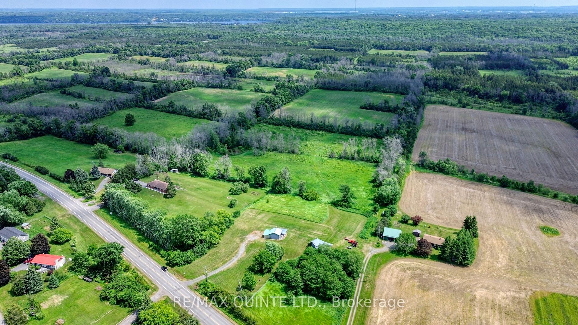 Photo 20 of 2878 County Road 15, Prince Edward County, Sophiasburg Ward — HOMEH