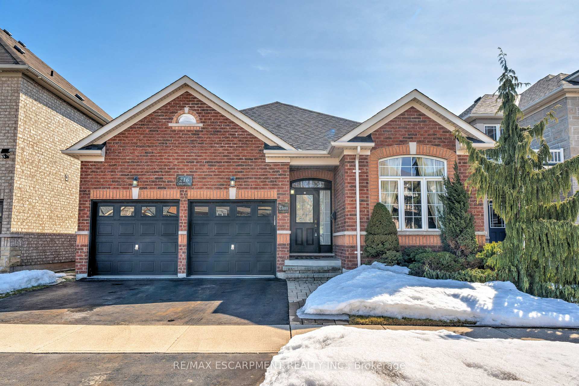 Photo 1 of 216 Cathcart Crescent, Milton, Willmott — HOMEH