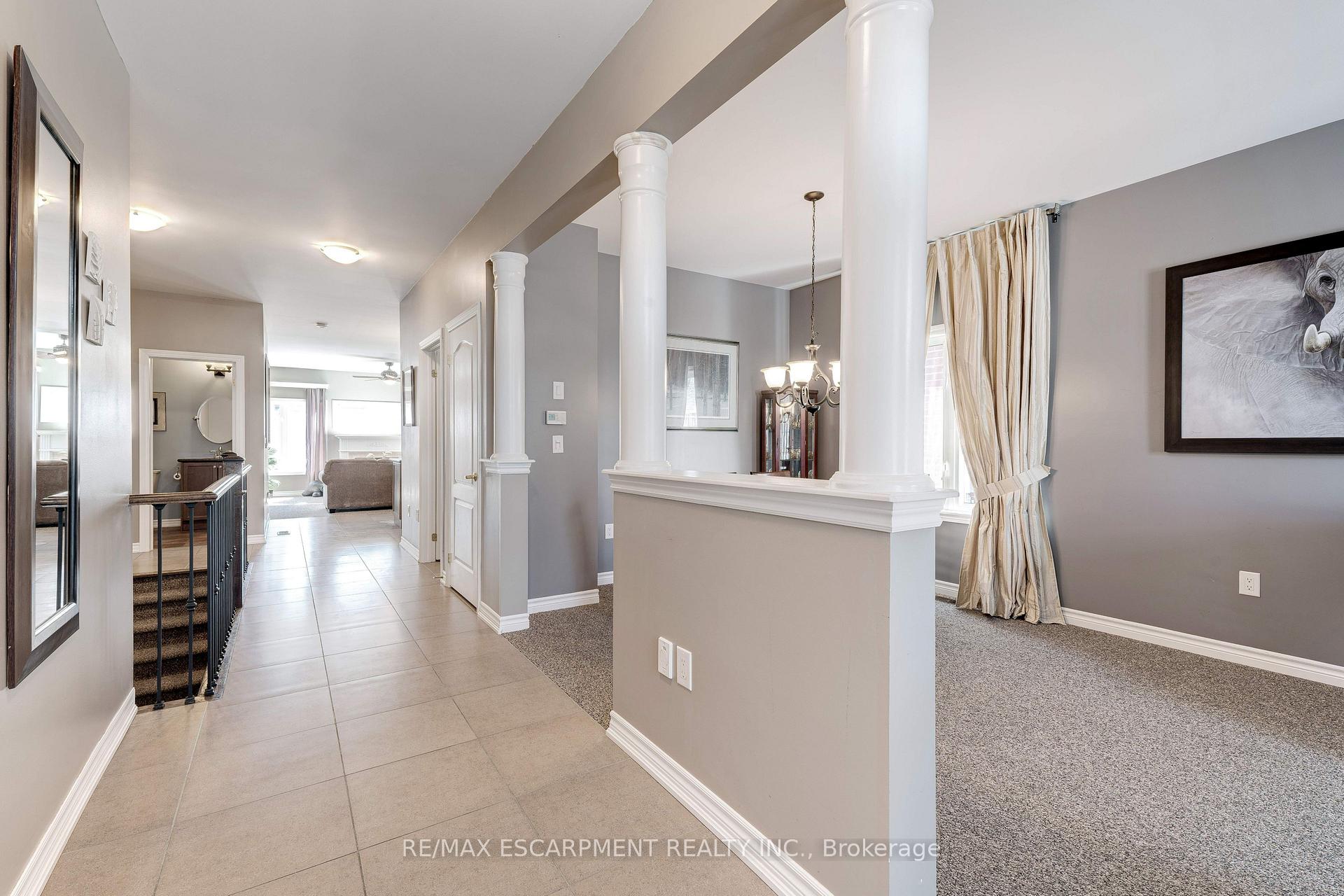 Photo 7 of 216 Cathcart Crescent, Milton, Willmott — HOMEH