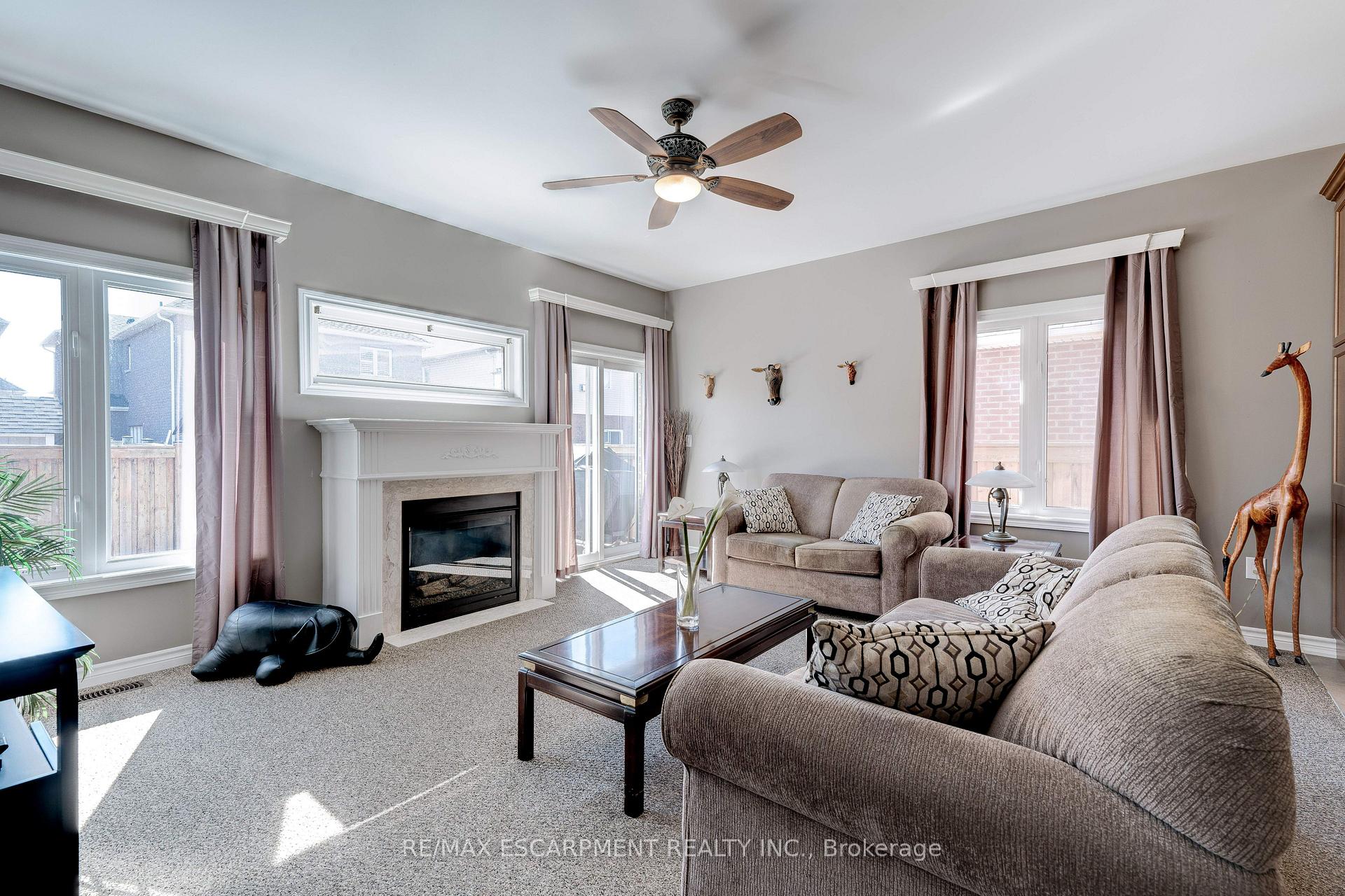 Photo 12 of 216 Cathcart Crescent, Milton, Willmott — HOMEH