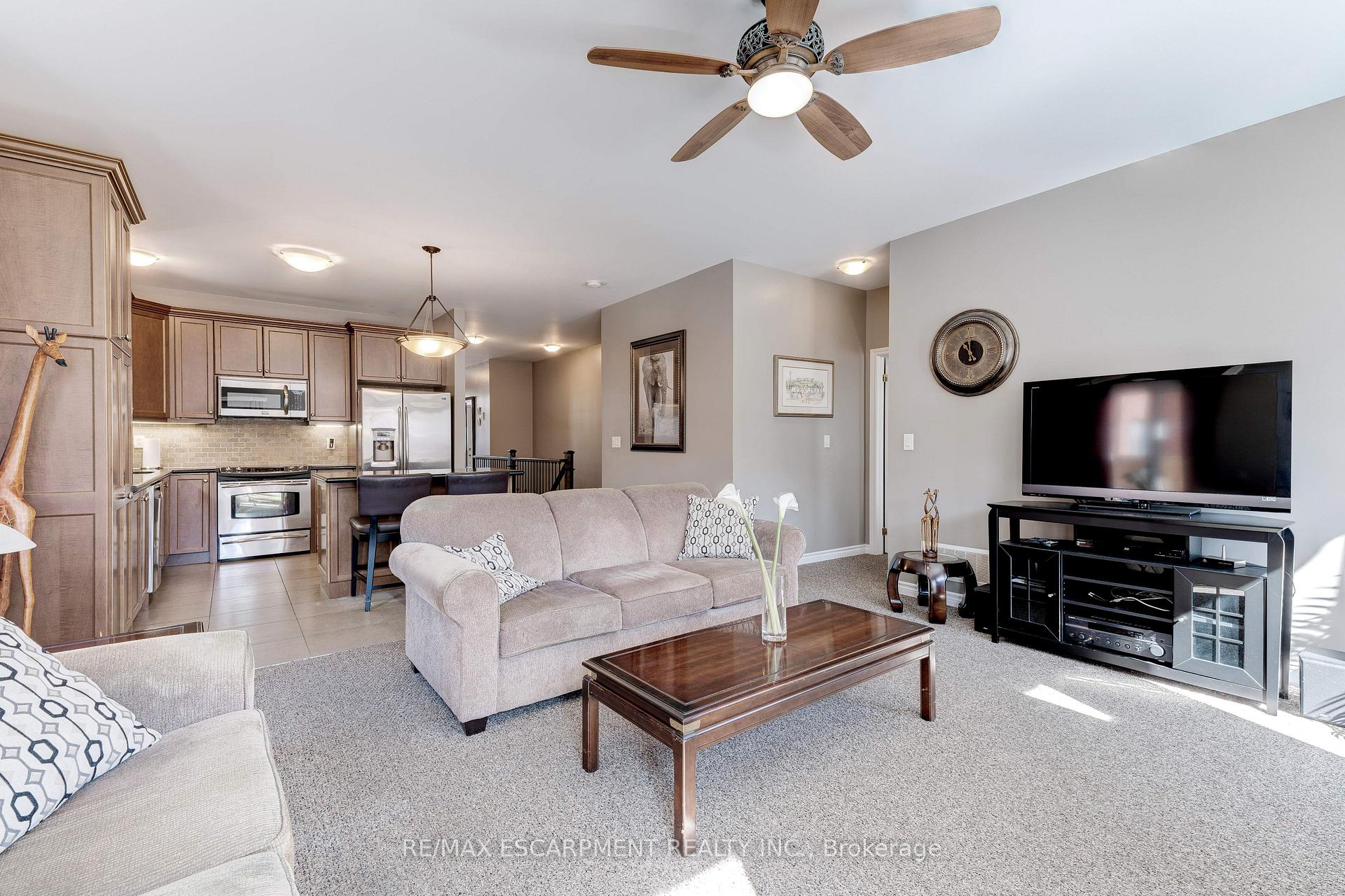 Photo 15 of 216 Cathcart Crescent, Milton, Willmott — HOMEH