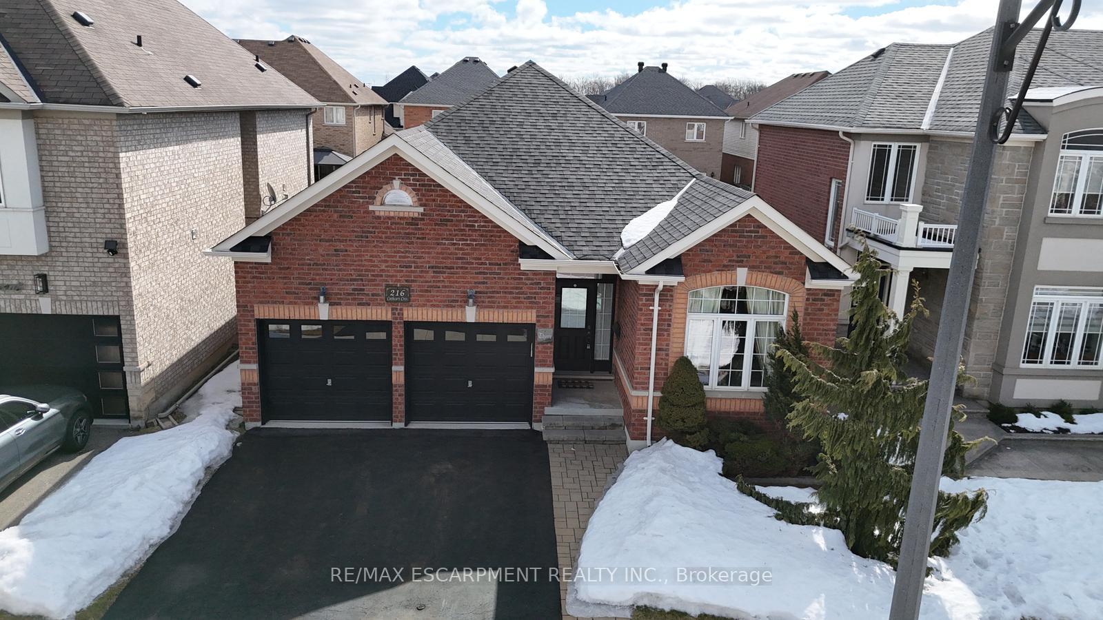 Photo 29 of 216 Cathcart Crescent, Milton, Willmott — HOMEH