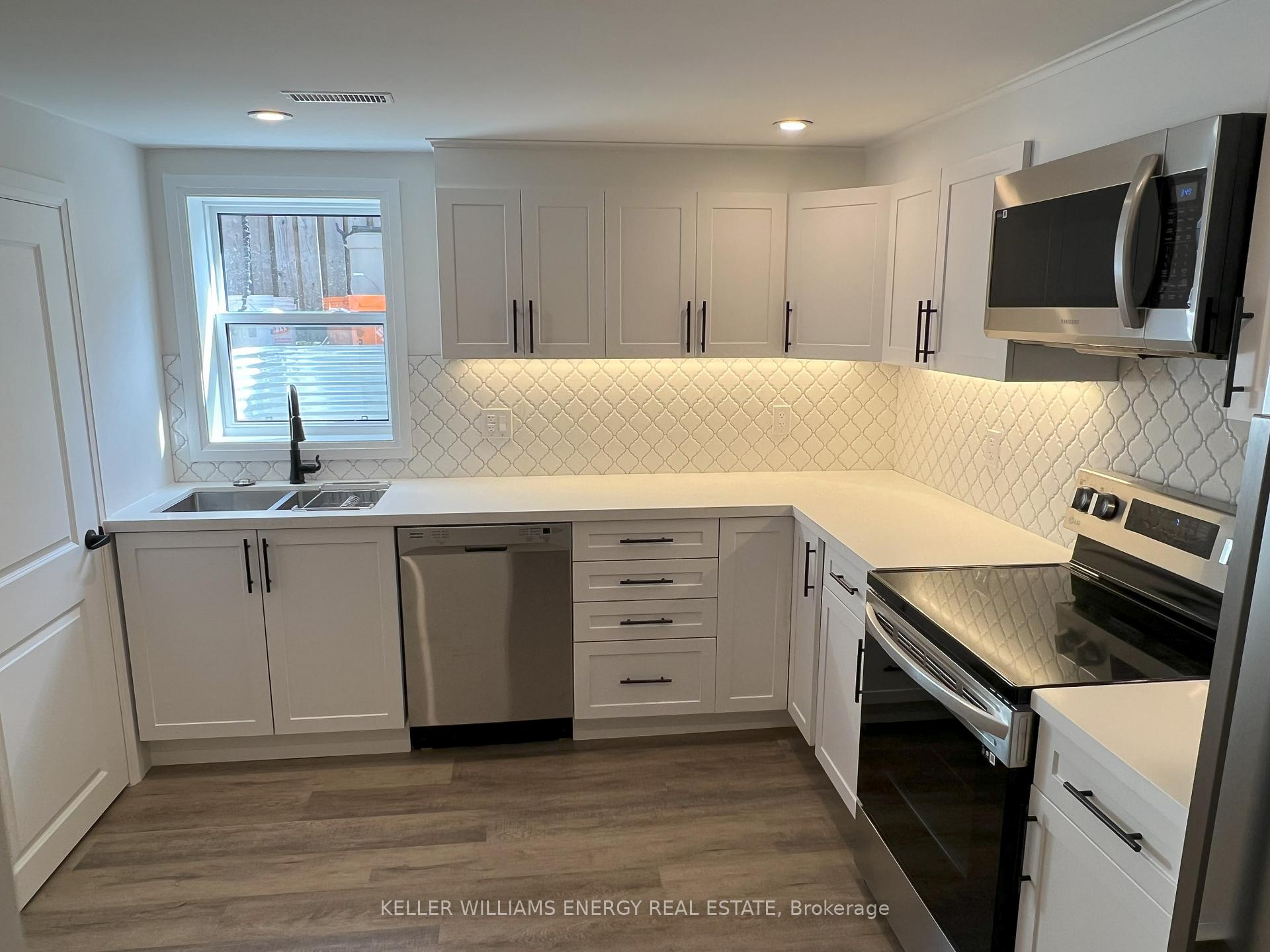 Photo 5 of Unit Lower, 1388 Fundy Street, Oshawa, Lakeview — HOMEH