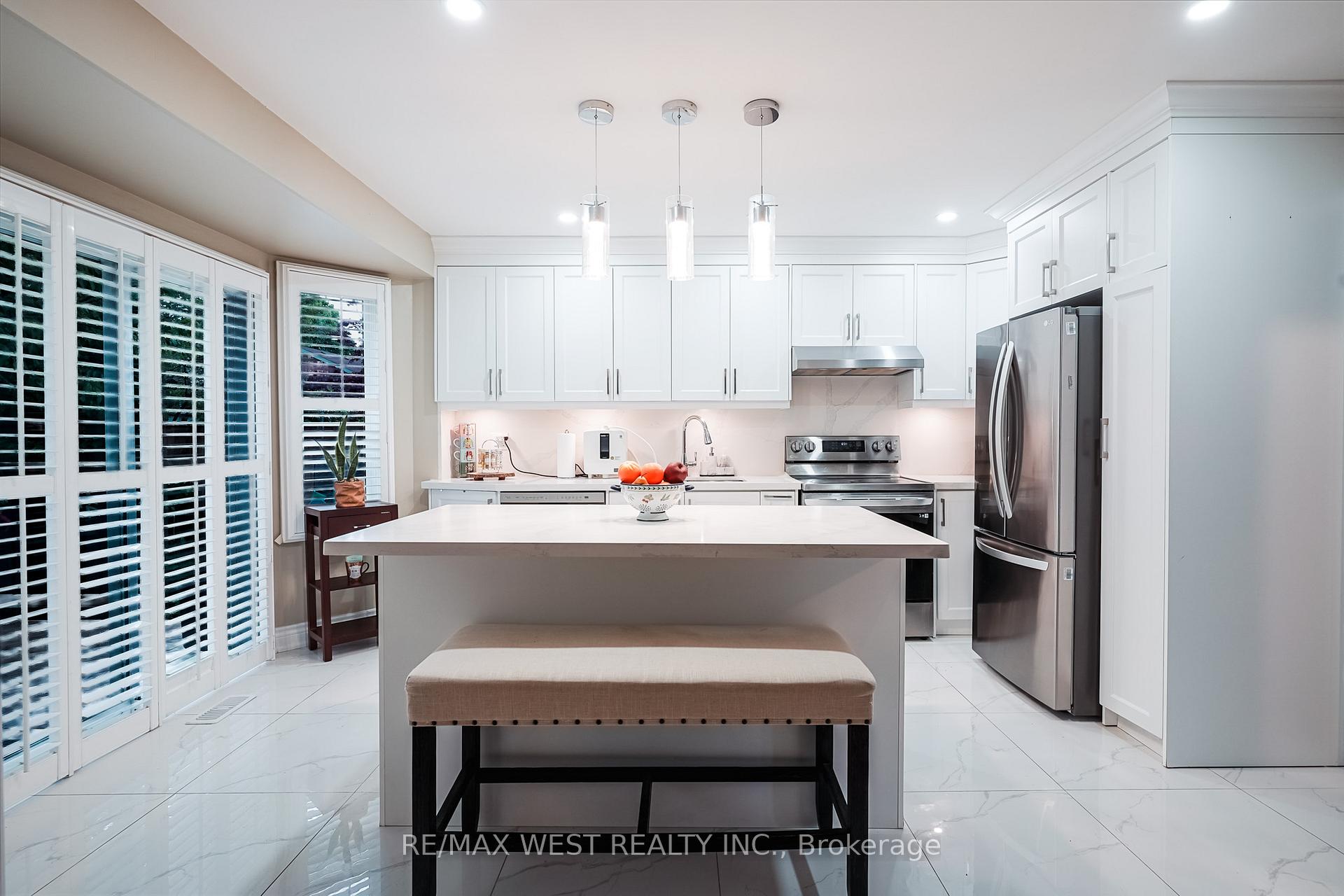 Photo 15 of 760 Aspen Road, Pickering, Amberlea — HOMEH