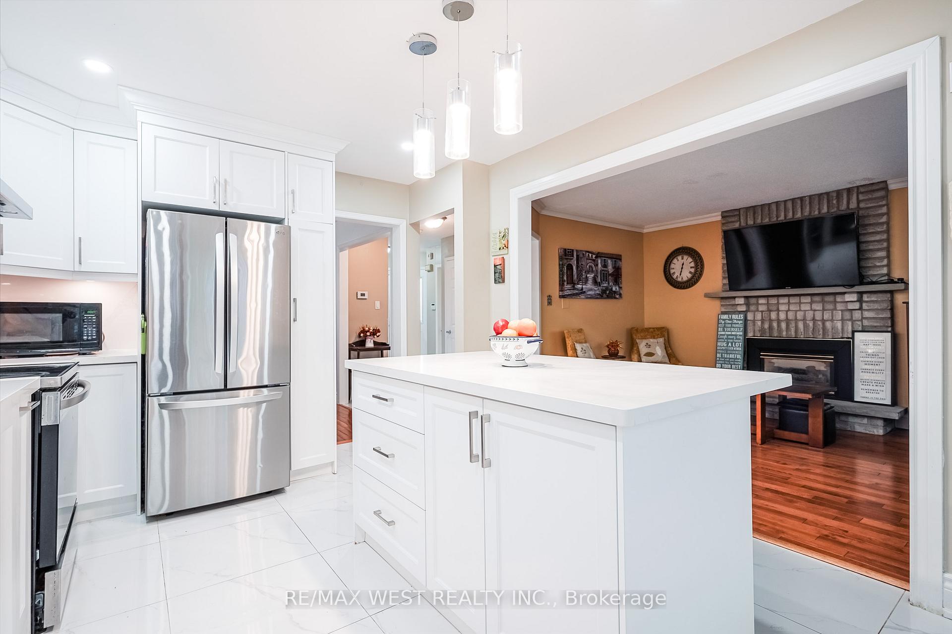 Photo 19 of 760 Aspen Road, Pickering, Amberlea — HOMEH