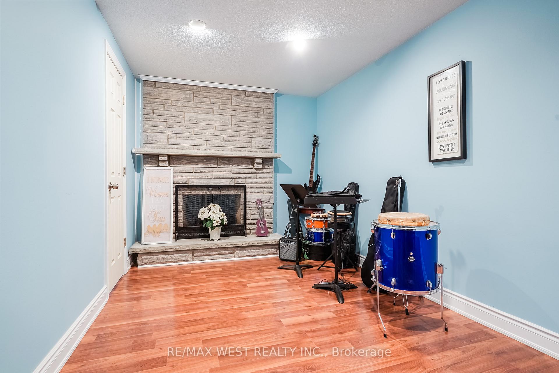 Photo 35 of 760 Aspen Road, Pickering, Amberlea — HOMEH