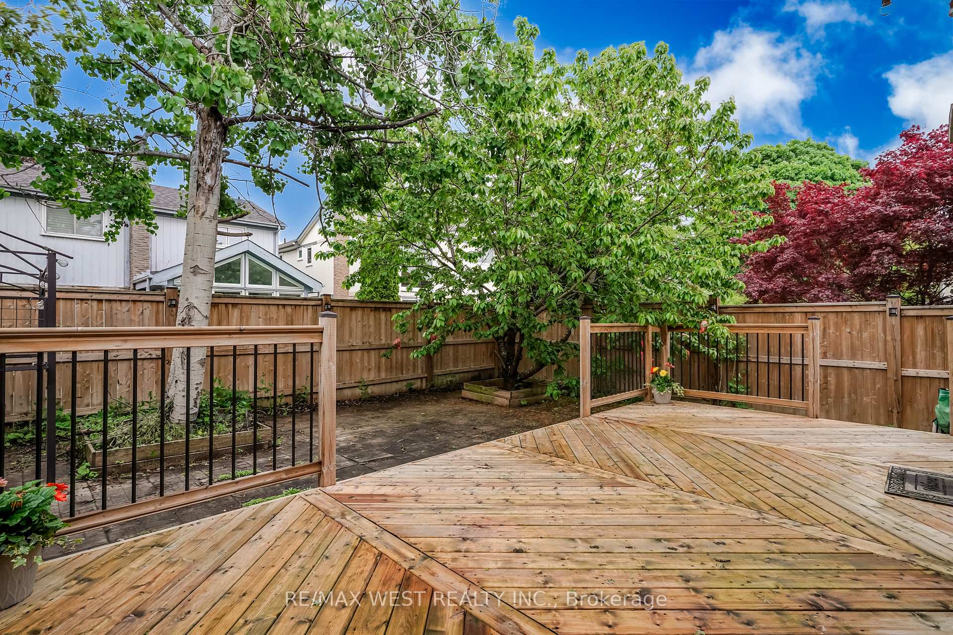 Photo 39 of 760 Aspen Road, Pickering, Amberlea — HOMEH