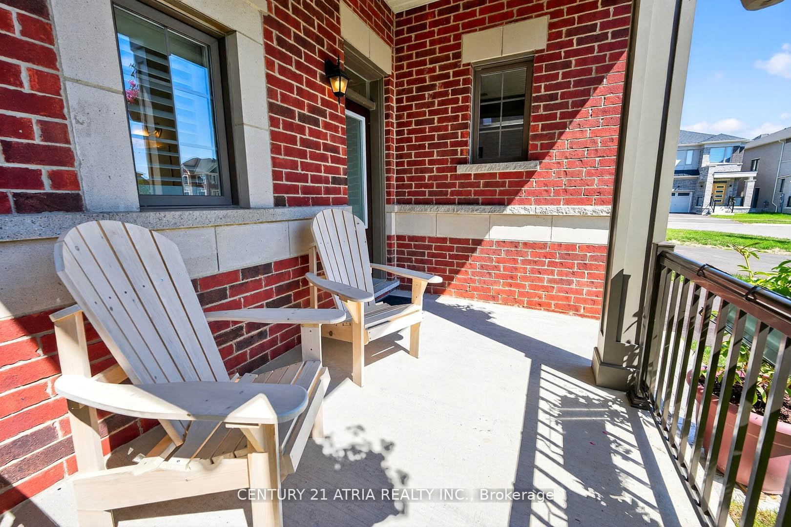 Photo 3 of 2888 Foxden Square, Pickering, Rural Pickering — HOMEH