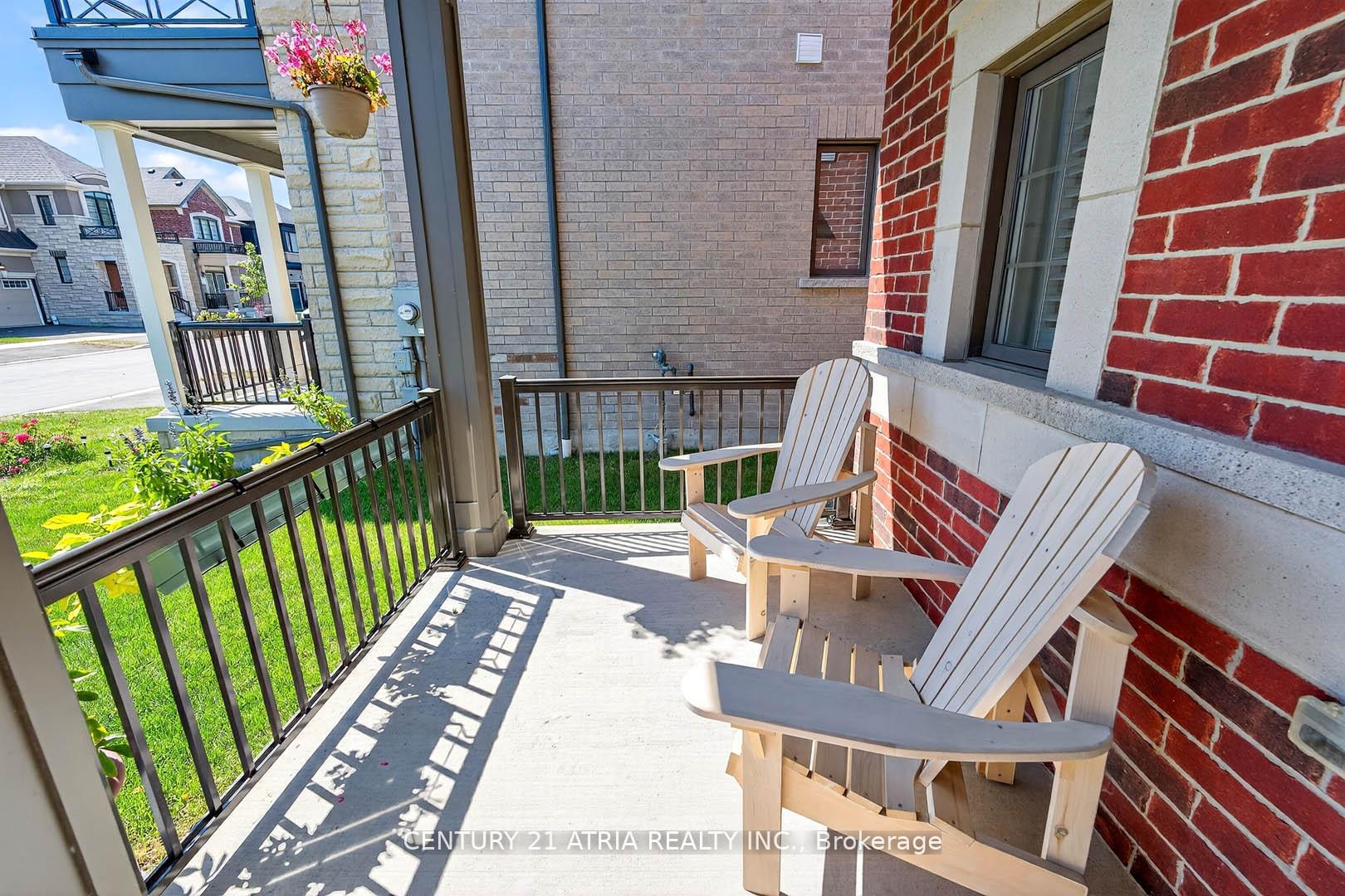 Photo 4 of 2888 Foxden Square, Pickering, Rural Pickering — HOMEH