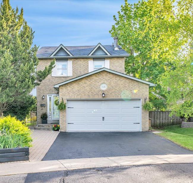 Photo 1 of 716 Stonepath Circle, Pickering, Amberlea — HOMEH