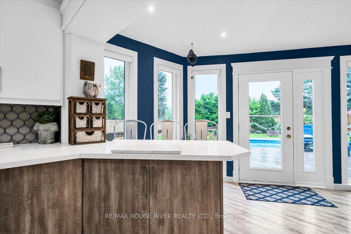 Photo 15 of 716 Stonepath Circle, Pickering, Amberlea — HOMEH